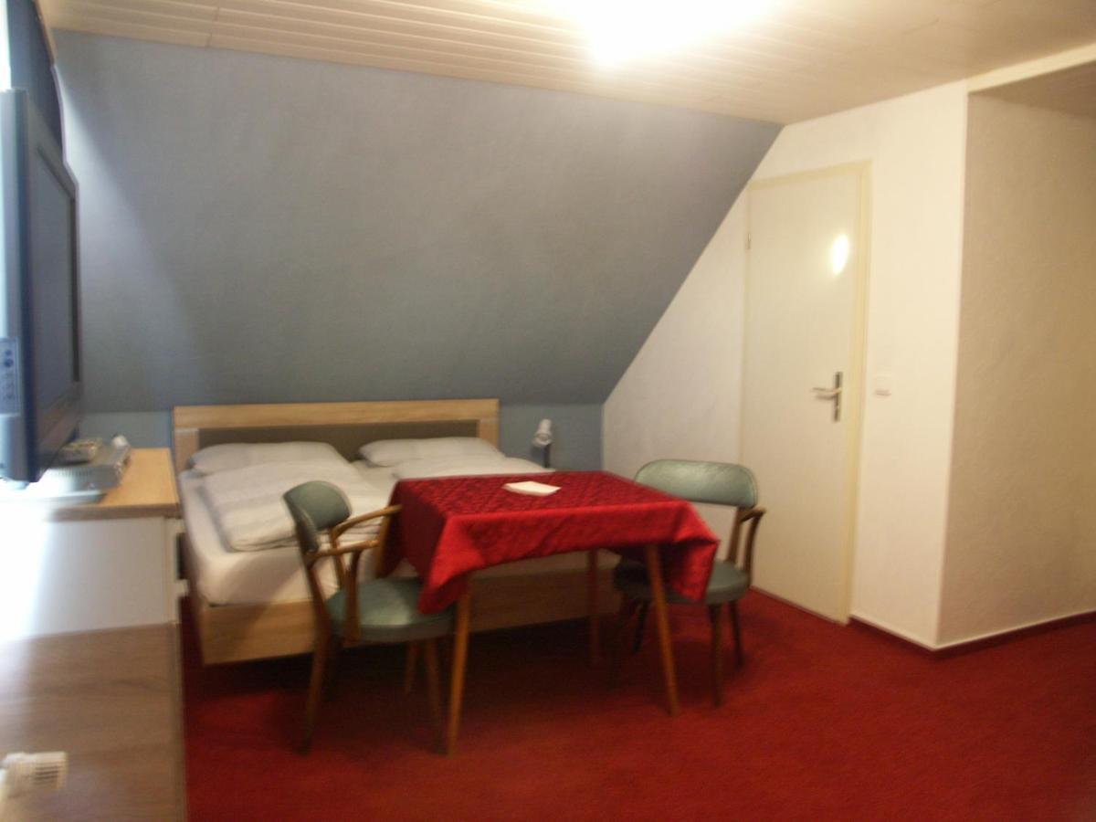 Waldpension Zum Felsenkeller Lichtenfels-Sachsenberg ภายนอก รูปภาพ